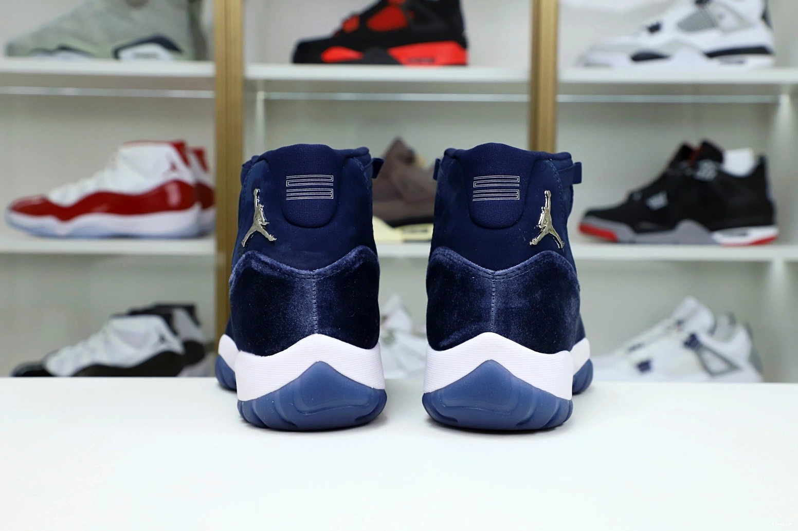 NAVY AIR MIDNIGHT 11 RETRO JORDAN 1022